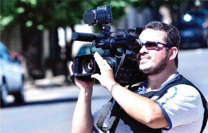 Ronaldo Moura é cinegrafista especializado em casos policiais. - Foto: (Foto: Aquino José)