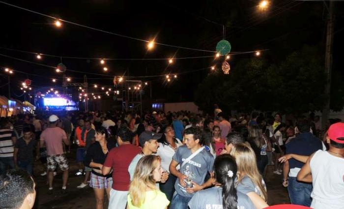 Após reunião entre vereadores, prefeito e empresa privada, Planura define Carnaval 2018 - Foto: Divulgação