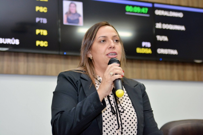 Eloisa quer que município volte a pagar 100% do valor pelo transporte estudantil - Foto: Portal NC