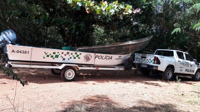 Polícia Ambiental surpreende pescadores infratores em Colômbia - Foto: PMESP