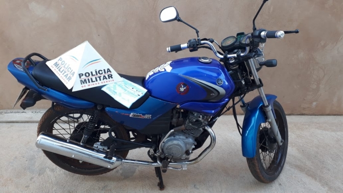 PM apreende motocicleta de leilão com menor em Planura - Foto: PMMG