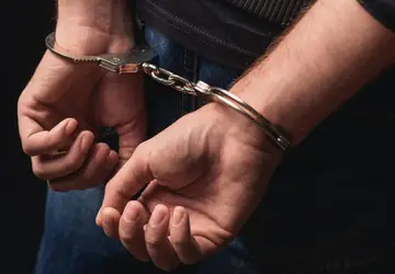 Suspeito de decepar perna de ex-companheira é preso em Prata, MG - Foto: Ilustrativa