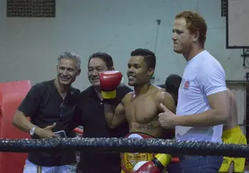 Marco Véi vence luta de muay thai em Ipuã SP - Foto: 